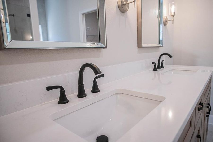 Close-up of interior finishes inside a home in , Weeki Wachee (Image 32).