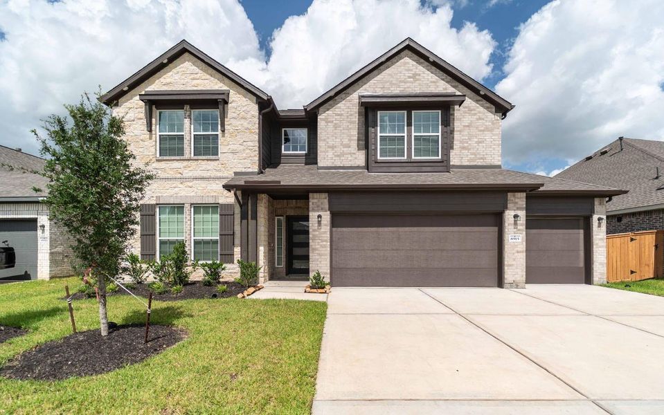 Image 11 of a home in Canterra Creek. Image 11 of a home in Canterra Creek.
