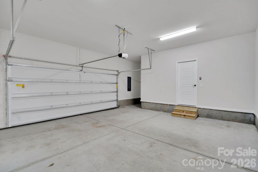 Spacious, unfurnished interior of a new home in Trellis at The Commons, Charlotte (Image 15). Spacious, unfurnished interior of a new home in Trellis at The Commons, Charlotte (Image 15).
