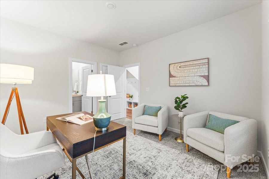 office/bedroom office/bedroom