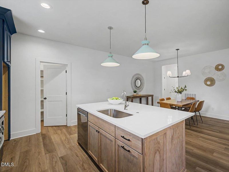 24-Kitchen 24-Kitchen