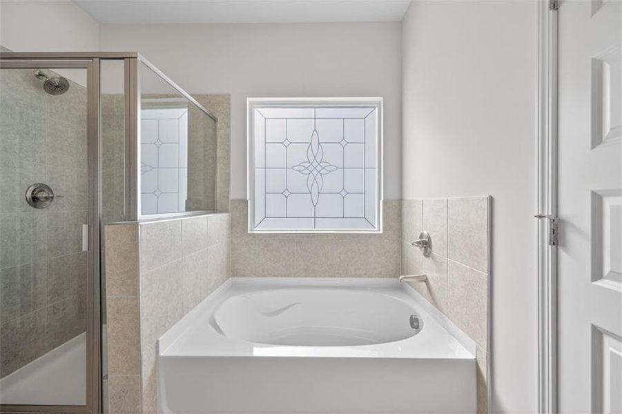 Furnished interior view inside a new home in Victoria Heights, Dallas (Image 11).