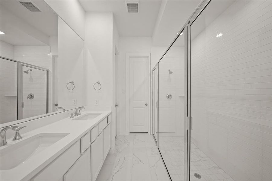 332FieldsLnASHFPM011