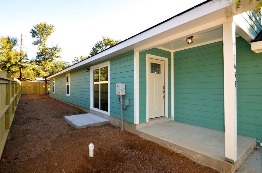 Exterior details and patio area of a home in , Kingsland (Image 13).
