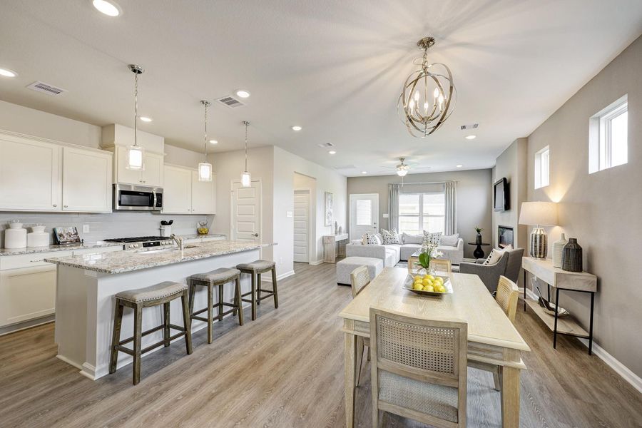 Photos shown are of a staged model home and are for illustration purposes only. Actual home features, finishes, and layout may vary. Photos shown are of a staged model home and are for illustration purposes only. Actual home features, finishes, and layout may vary.