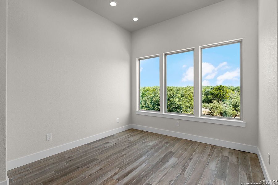 Spacious, unfurnished interior of a new home in , Spring Branch (Image 13).