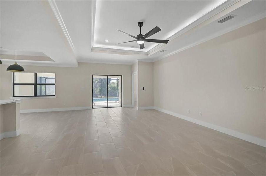 Spacious, unfurnished interior of a new home in , Rotonda West (Image 24).