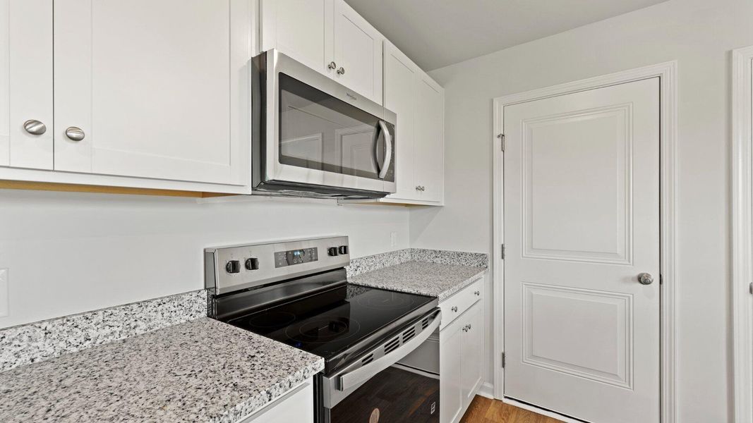 Furnished interior view inside a new home in Carolina Groves, Moncks Corner (Image 6).