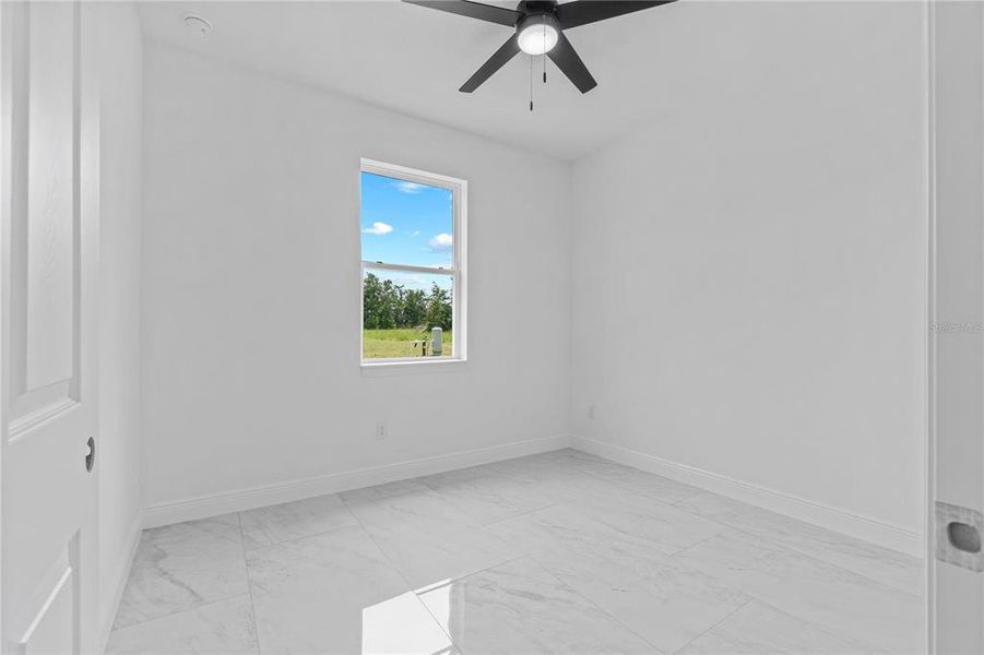 Spacious, unfurnished interior of a new home in , Dunnellon (Image 12).