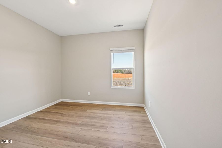 19-web-or-mls-Raleigh - Watkins Glen - 3 19-web-or-mls-Raleigh - Watkins Glen - 3