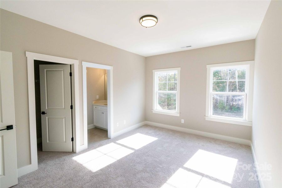 Spacious, unfurnished interior of a new home in , Matthews (Image 13).