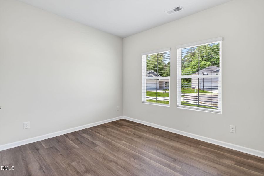 12-web-or-mls-DSC03078 12-web-or-mls-DSC03078