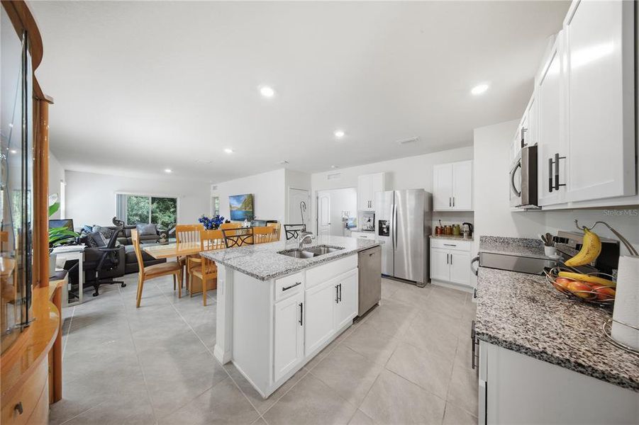 Furnished interior view inside a new home in Pelham Park, Deland (Image 15).