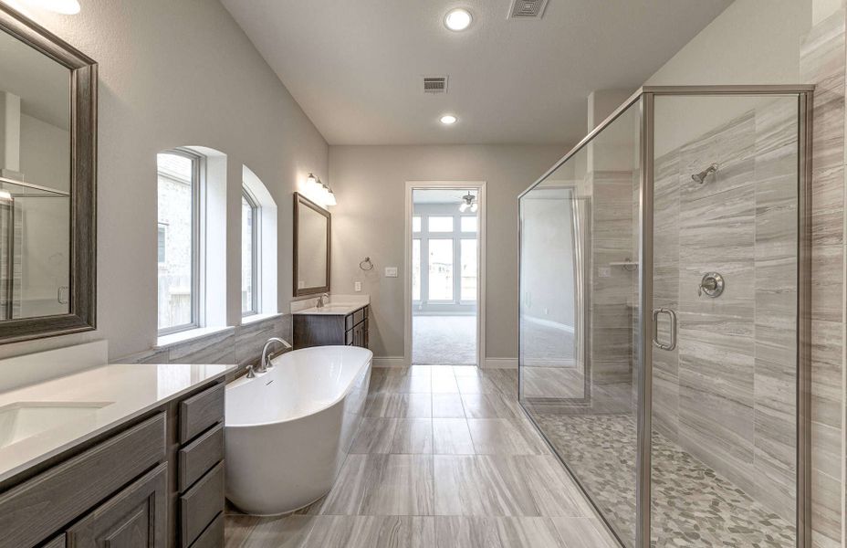 Furnished interior view inside a new home in Artavia 70′, Conroe (Image 11).