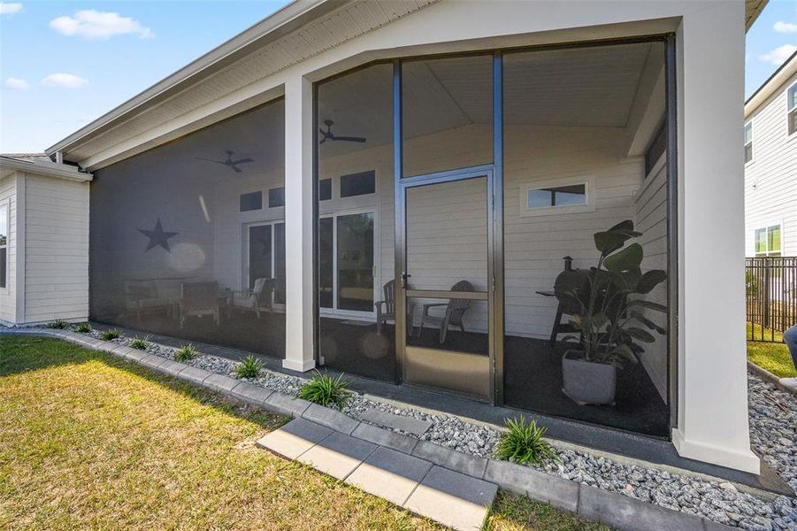 Exterior details and patio area of a home in Oakmont, Gainesville (Image 29).