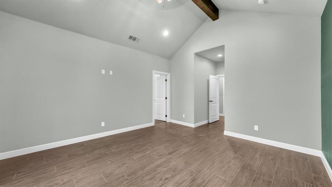Spacious, unfurnished interior of a new home in Monarch Manor, Poolville (Image 32).