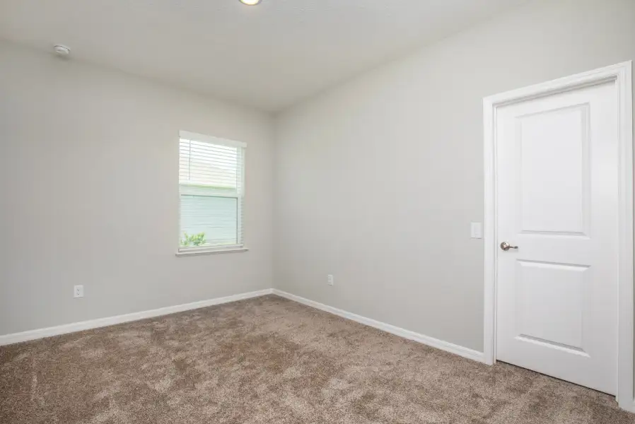 Representative unfurnished interior of a home built from the Memphis by Maronda Homes in Highland Park, Newberry (Image 22). Representative unfurnished interior of a home built from the Memphis by Maronda Homes in Highland Park, Newberry (Image 22).