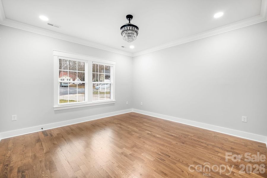 Spacious, unfurnished interior of a new home in , Charlotte (Image 15).