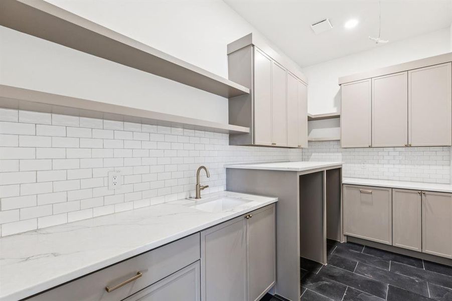 Furnished interior view inside a new home in , Dallas (Image 4).