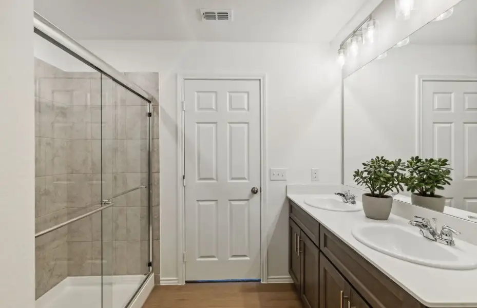 Furnished interior view inside a new home in Clearhaven, Princeton (Image 13).