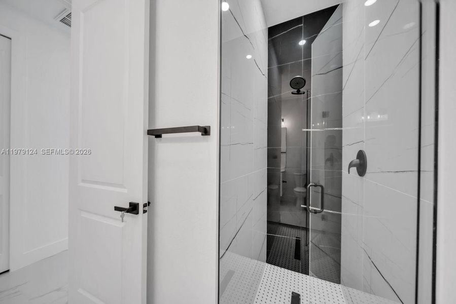 Close-up of interior finishes inside a home in , Lehigh Acres (Image 17).