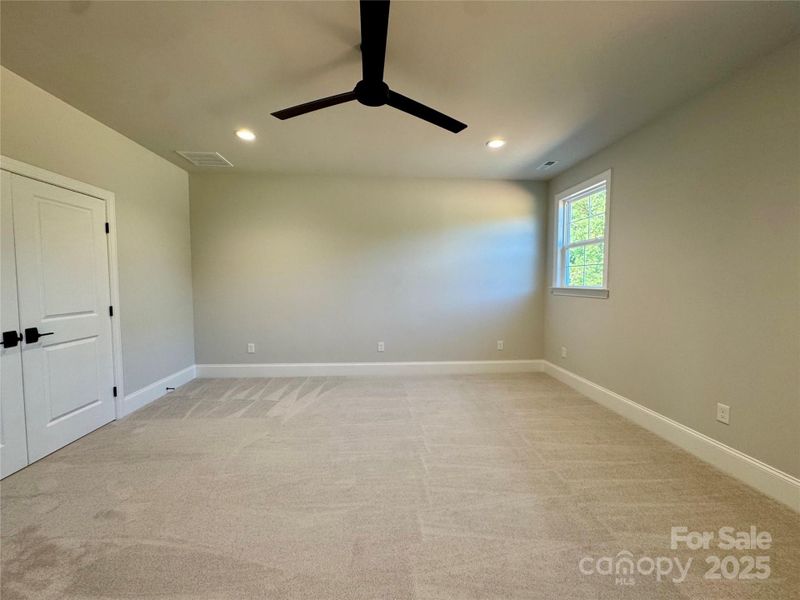 Spacious, unfurnished interior of a new home in Saddlehorn, Troutman (Image 17). Spacious, unfurnished interior of a new home in Saddlehorn, Troutman (Image 17).
