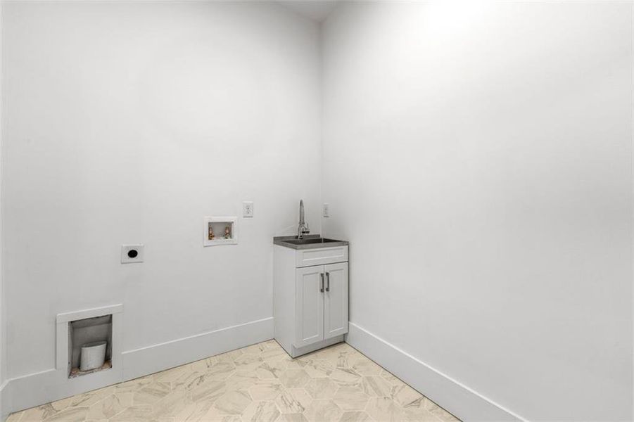 Image 41 of a home in .