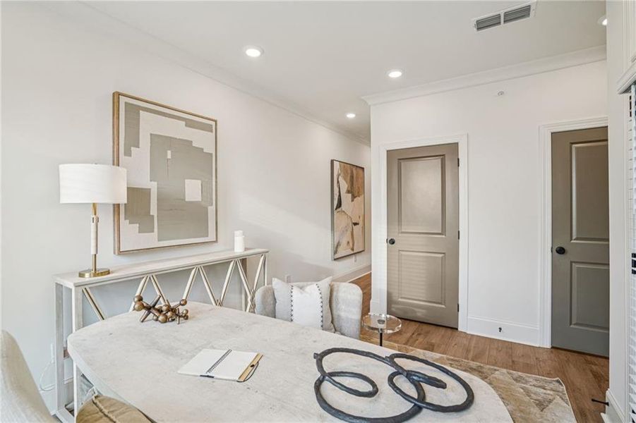 Furnished interior view inside a new home in IveyBrooke, Alpharetta (Image 10).