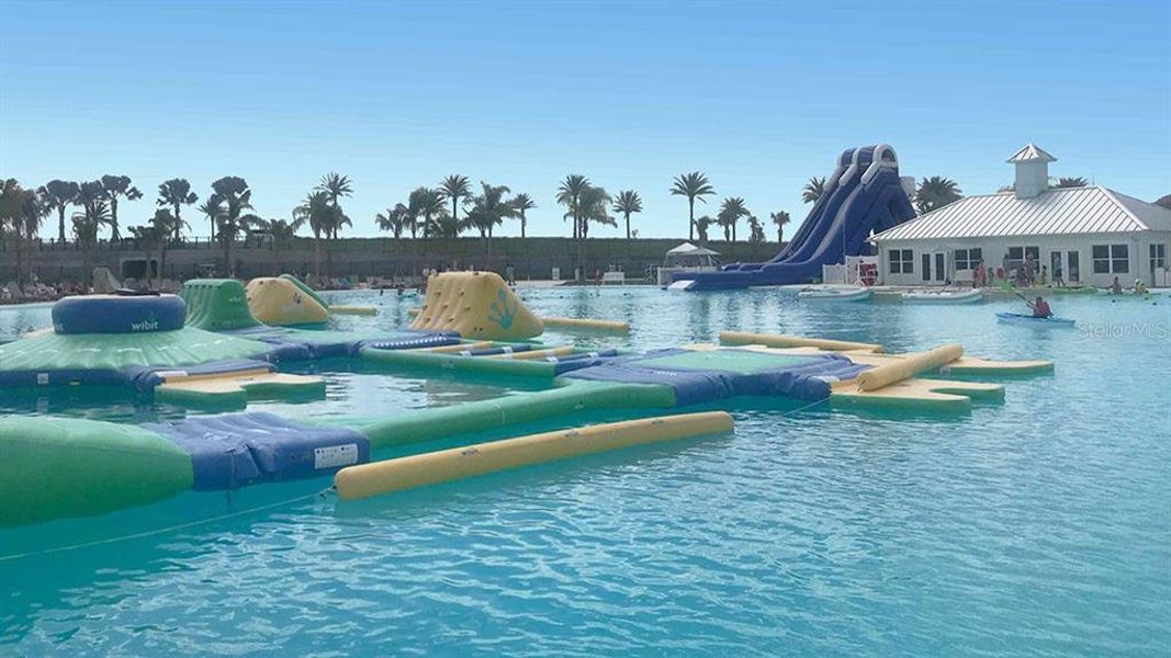 Community amenities in Meadow Ridge at Epperson, Wesley Chapel (Image 30).