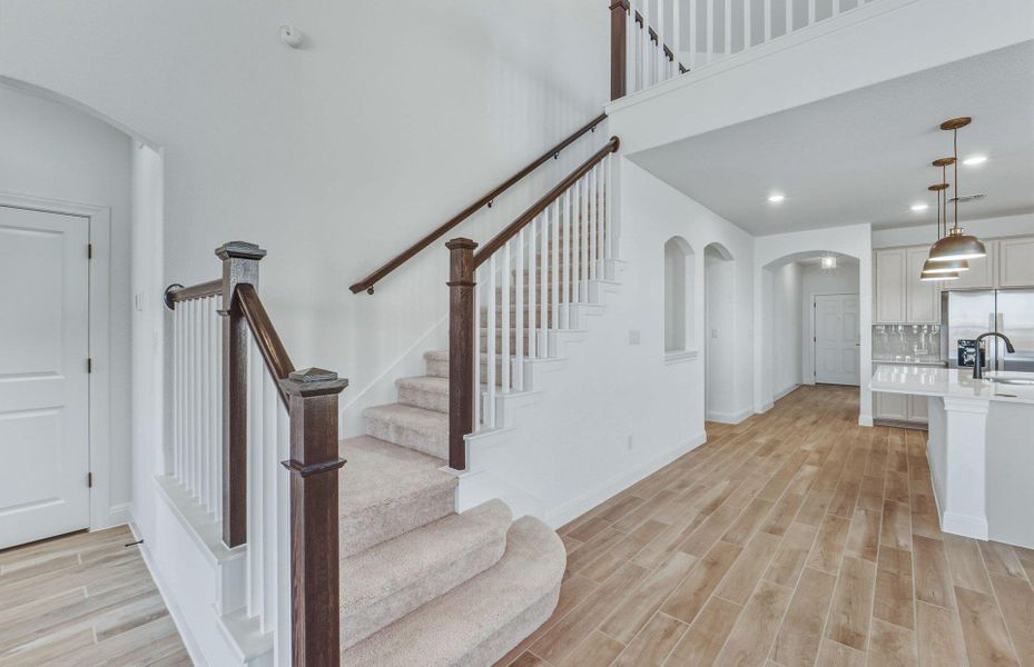Furnished interior view inside a new home in Santa Rita Ranch, Liberty Hill (Image 10).