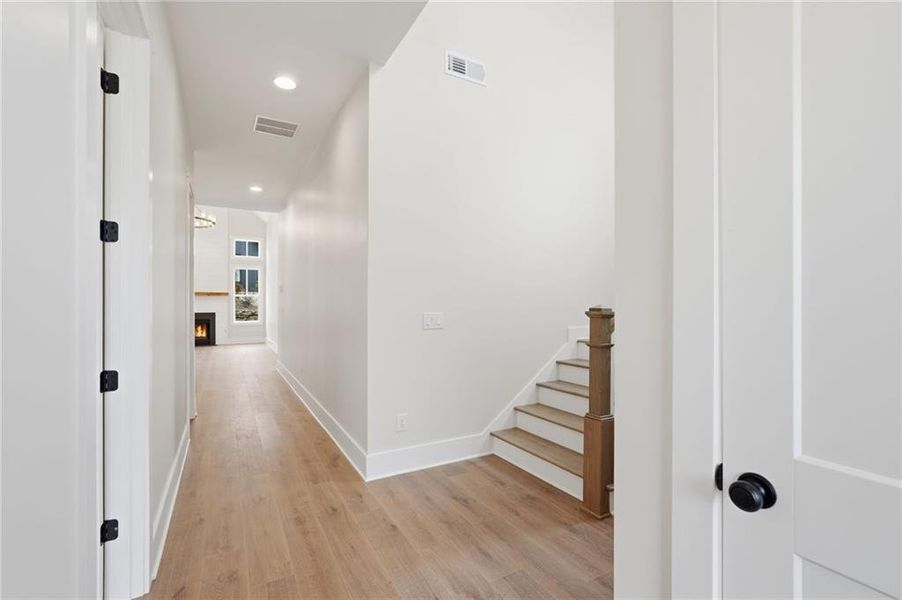 Spacious, unfurnished interior of a new home in , Dawsonville (Image 24).