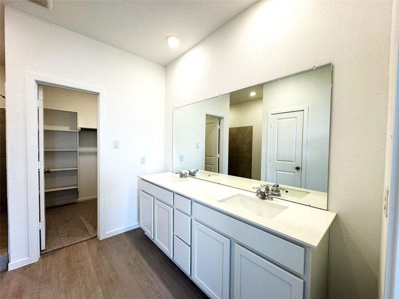Furnished interior view inside a new home in Anniston, Katy (Image 5).
