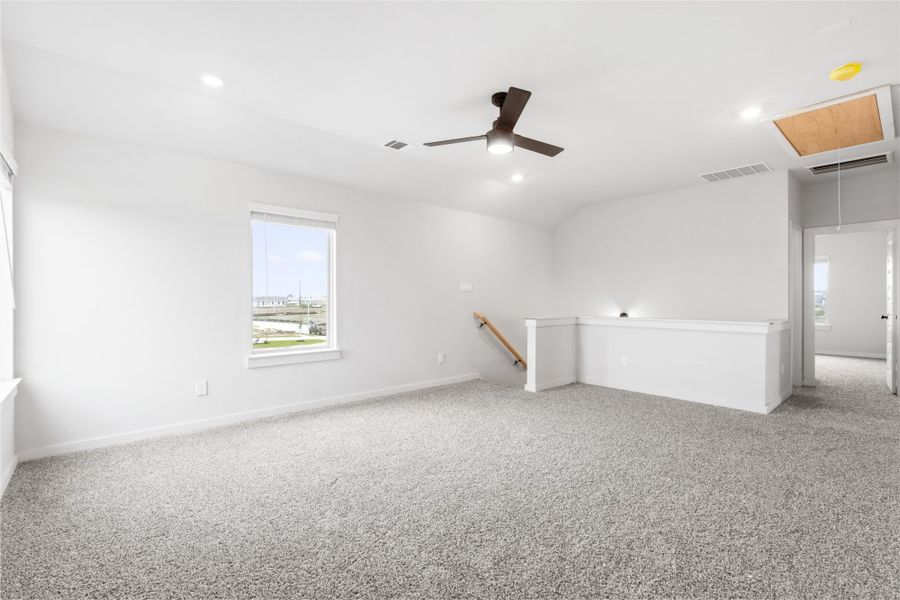 Spacious, unfurnished interior of a new home in Glendale Lakes, Rosharon (Image 48). Spacious, unfurnished interior of a new home in Glendale Lakes, Rosharon (Image 48).