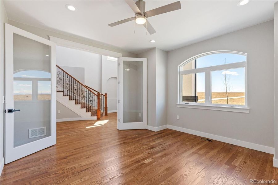 Spacious, unfurnished interior of a new home in , Hudson (Image 40).