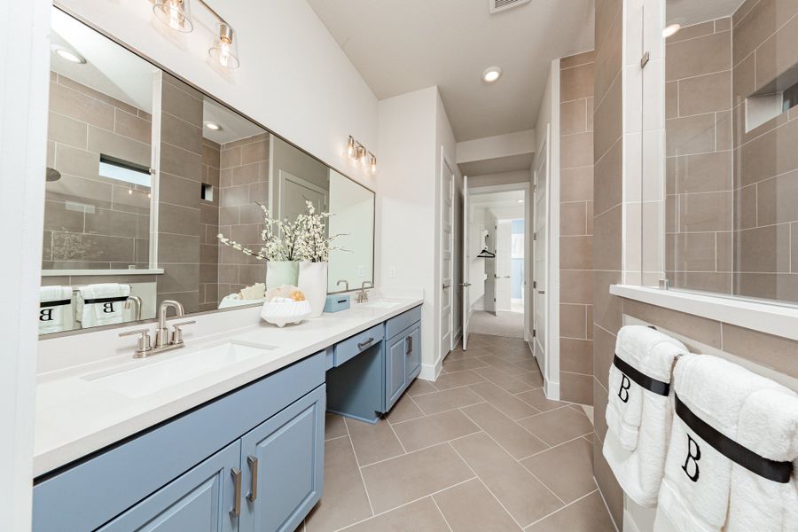 Representative furnished interior of a home built from the Somerset by Beazer Homes in Arabella on the Prairie: Signature Collection, Richmond (Image 11).