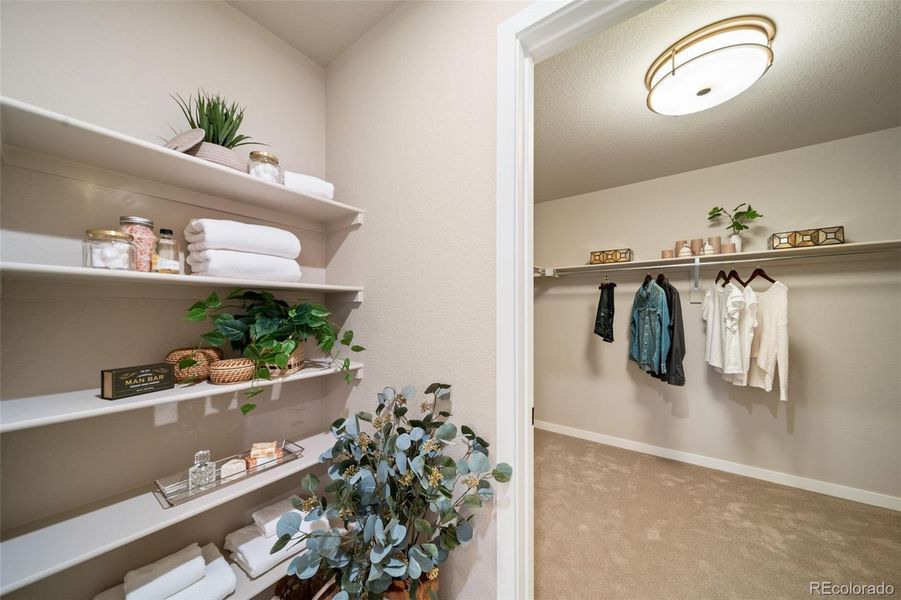 Furnished interior view inside a new home in , Aurora (Image 41).