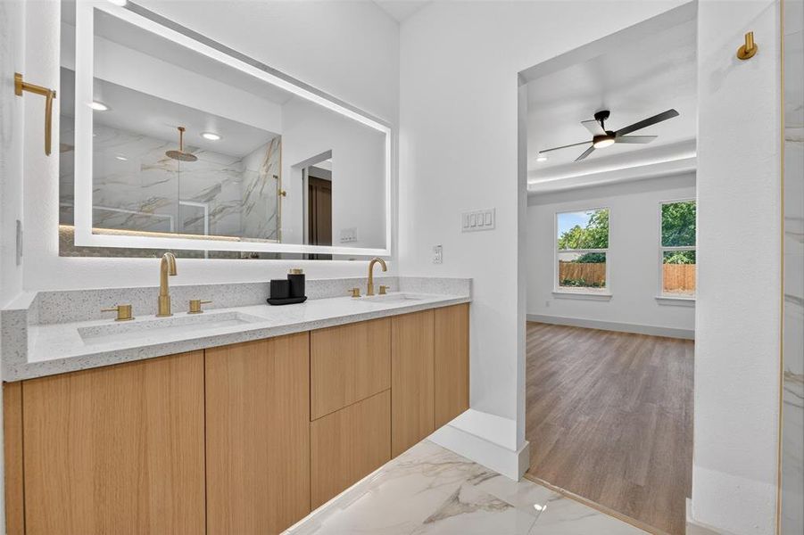 Furnished interior view inside a new home in , Fort Worth (Image 14).