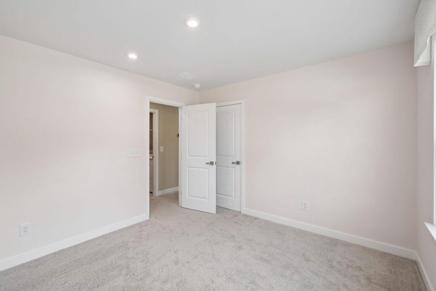 Spacious, unfurnished interior of a new home in , Ridgeville (Image 29). Spacious, unfurnished interior of a new home in , Ridgeville (Image 29).