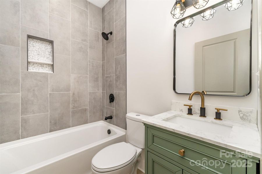 Image 22 of a home in .