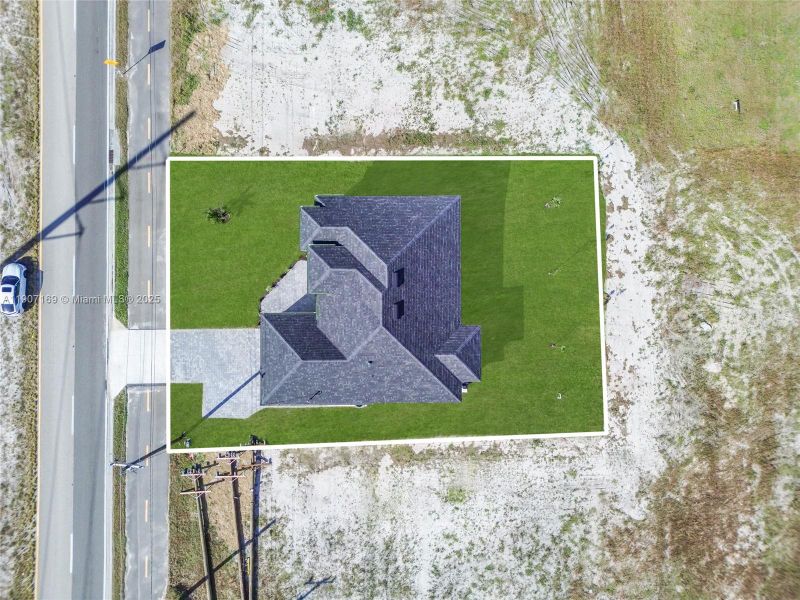 Image 24 of a home in .