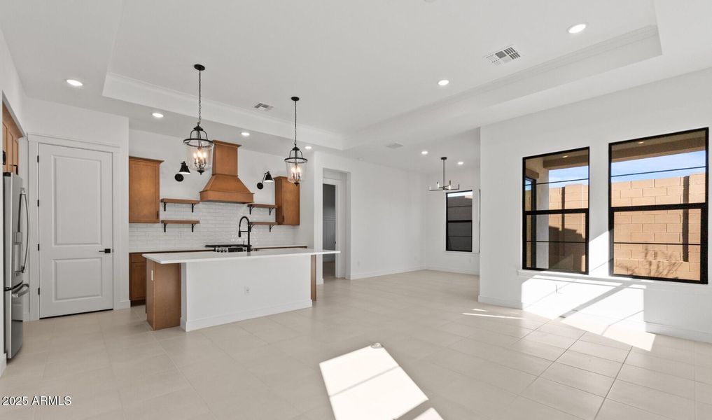 FSVV Lot #45 Great Room 3 (Large)