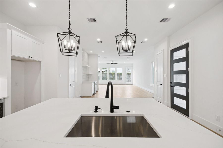 Images are of a similar home and may include different/upgraded finishes. Images are of a similar home and may include different/upgraded finishes.