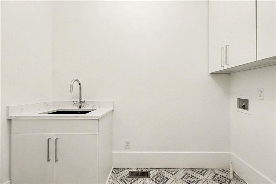 Close-up of interior finishes inside a home in , Atlanta (Image 22). Close-up of interior finishes inside a home in , Atlanta (Image 22).