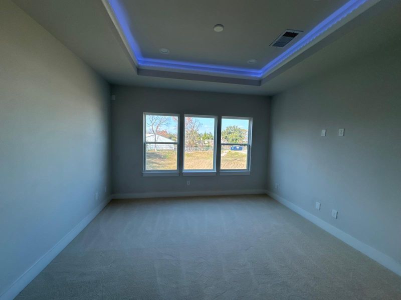 Spacious, unfurnished interior of a new home in , Houston (Image 29).