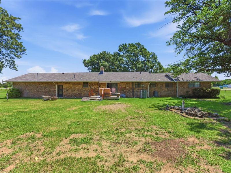 Exterior details and patio area of a home in , Montague (Image 15).