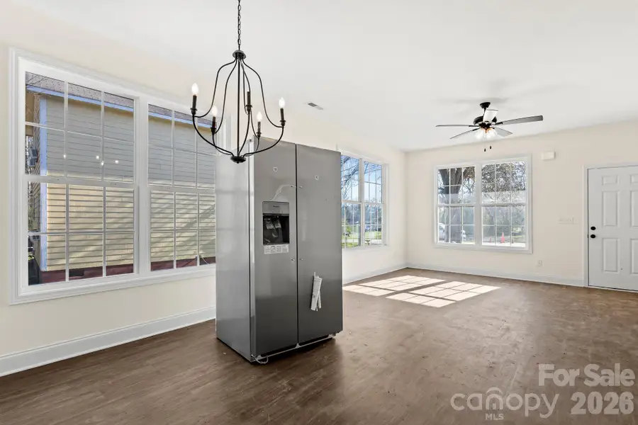 Spacious, unfurnished interior of a new home in , Rock Hill (Image 12).