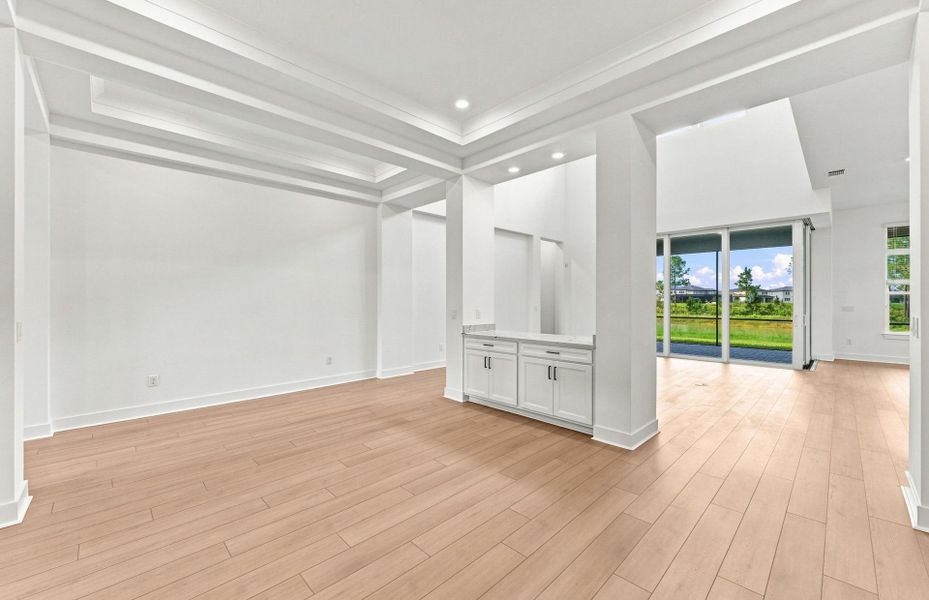Spacious, unfurnished interior of a new home in Two Rivers, Zephyrhills (Image 17).