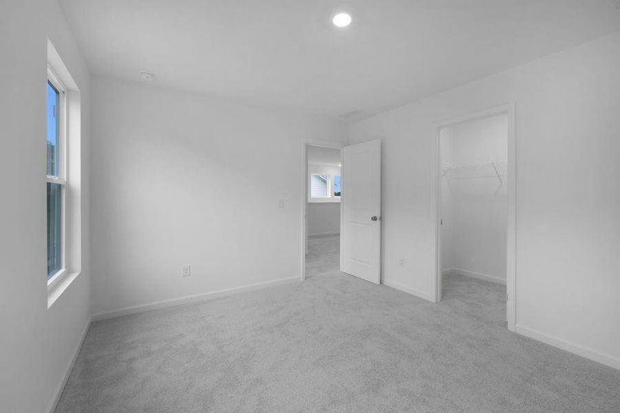 Spacious, unfurnished interior of a new home in Windance Lake, Loganville (Image 21).