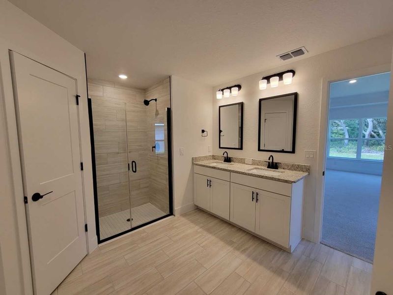 Furnished interior view inside a new home in Marion Oaks, Ocala (Image 8).