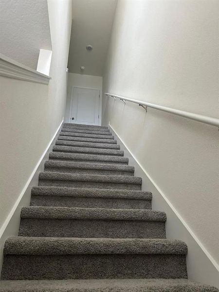 Spacious, unfurnished interior of a new home in , Davenport (Image 12).